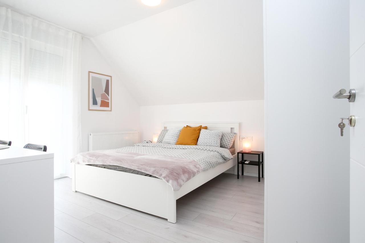 White Rooms Arena 萨格勒布 外观 照片